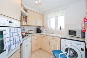 KITCHEN- click for photo gallery